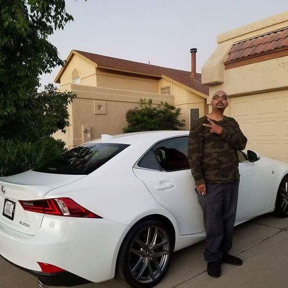 Meet your Posher, Armond - Picture 1 of 1